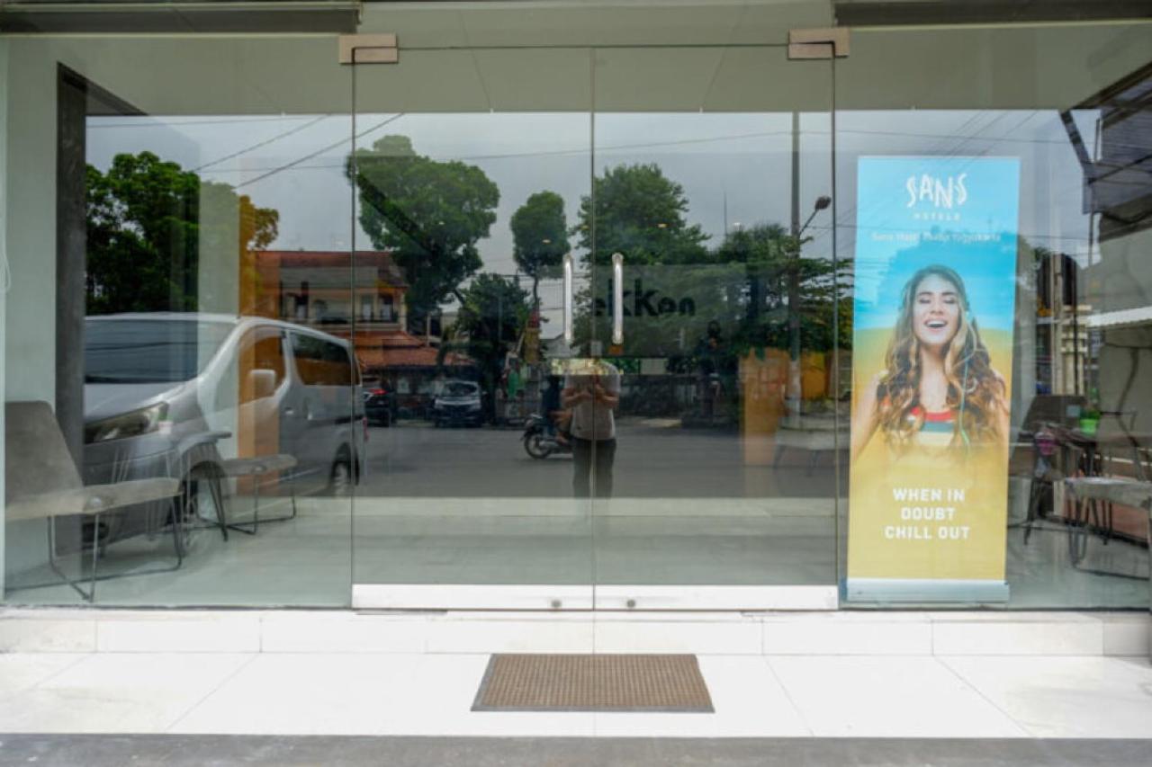 Sans Hotel Ekkon Yogyakarta Ngabean Kültér fotó