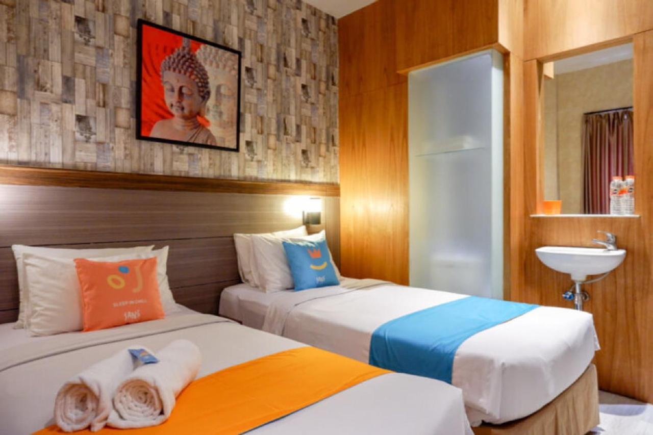 Sans Hotel Ekkon Yogyakarta Ngabean Kültér fotó