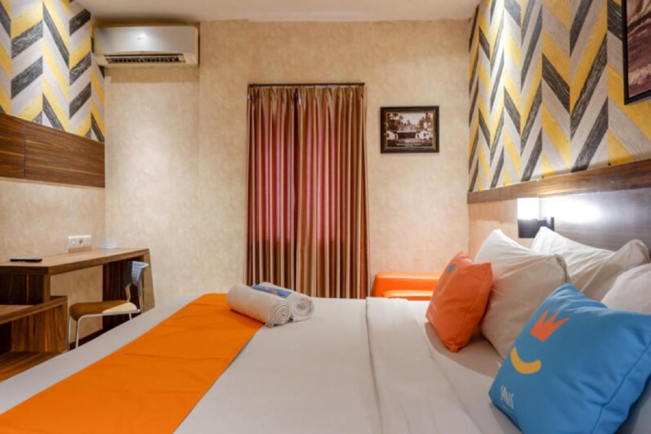 Sans Hotel Ekkon Yogyakarta Ngabean Kültér fotó
